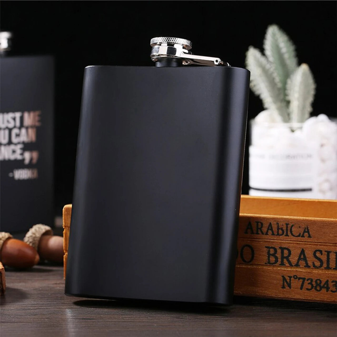 Johniee Walker Stainless Steel Hip Flask(Set of 1) Secondary image