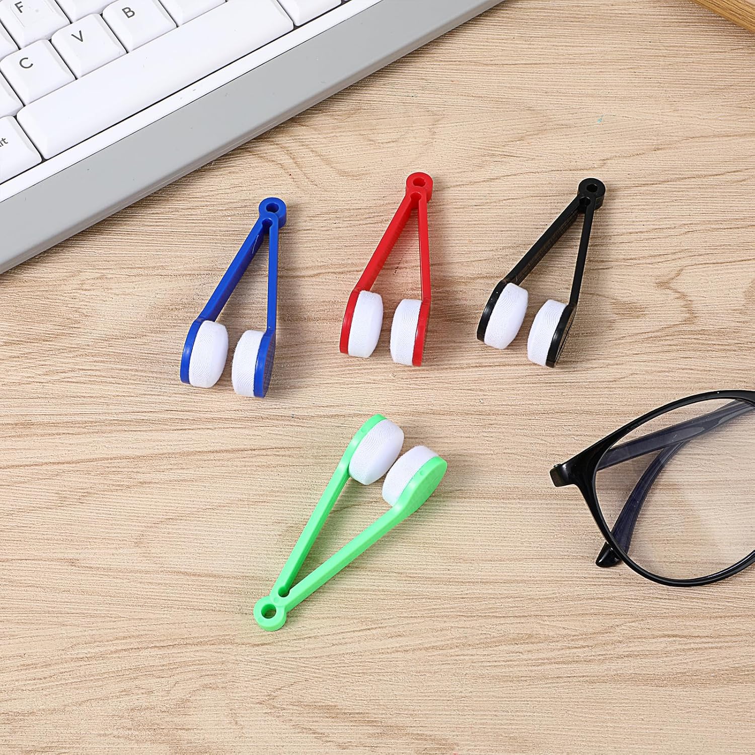 ZYOZ Sun Glasses Eyeglass Cleaning Soft Brush Tool Mini Microfiber Portable Sunglasses Spectacles Cleaner Cleaning Clip-4 Pieces