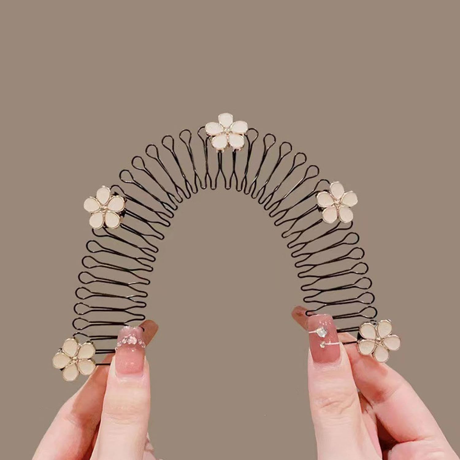 Stretchable Invisible Flower Hair Comb, U Shape Finishing Fixer, Cute Bun Holder Styling Accessory,