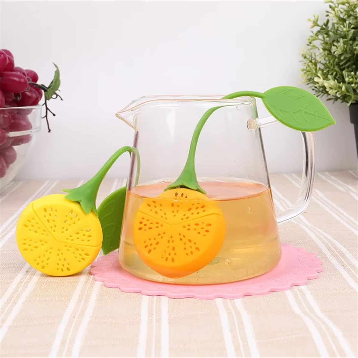 Silicone Tea Infuser & Strainer | Creative Strawberry & Lemon Design Tea Filter for Loose Leaf Tea | Food-Grade, Reusable & Easy to Clean Tea Diffuser