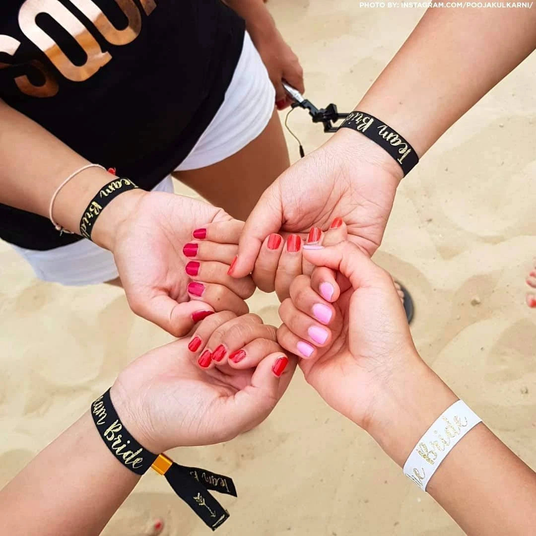 ZYOZ Bride Wrist Bands – Elegant Bachelorette Party Favour, Team Bride Accessories, Bridal Shower Decorations, Bridesmaid Gifts & Wedding Party Supplies (6PCS) Main image