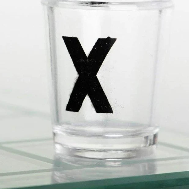 Tic Tac Toe Shot Glass Drinking Game Premium Glass Board with Shot Glasses, Fun Party Game for Adults 1pc