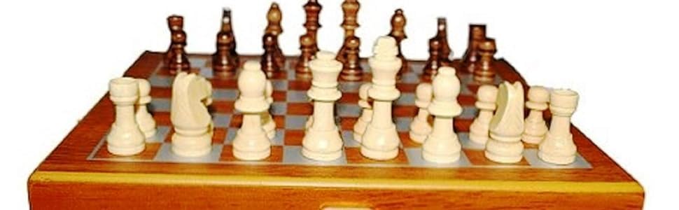 ZYOZ Wooden Chess Set with Leather Flask and 4 Shot Glasses, Travel Game Set, Brown