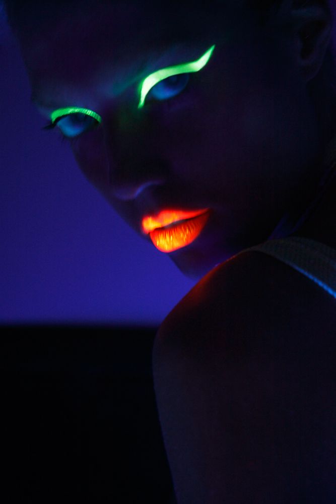 ZYOZ Party Glow Neon Paint Glow in the Dark Face, Body, Blacklight Lipstick 1pc