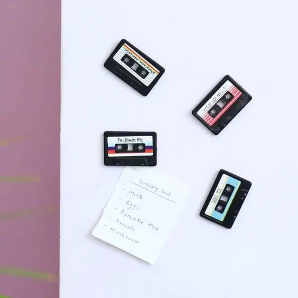4.2 x 3 cm  Mix Tape Fridge Magnet Disc Record Cassette Tape Message Sticker, Record Fridge Magnet Strong Magnetic Sticker Decor for Crafts, Kitchen, Office Whiteboard, Cabinet- 4pcs (Random)